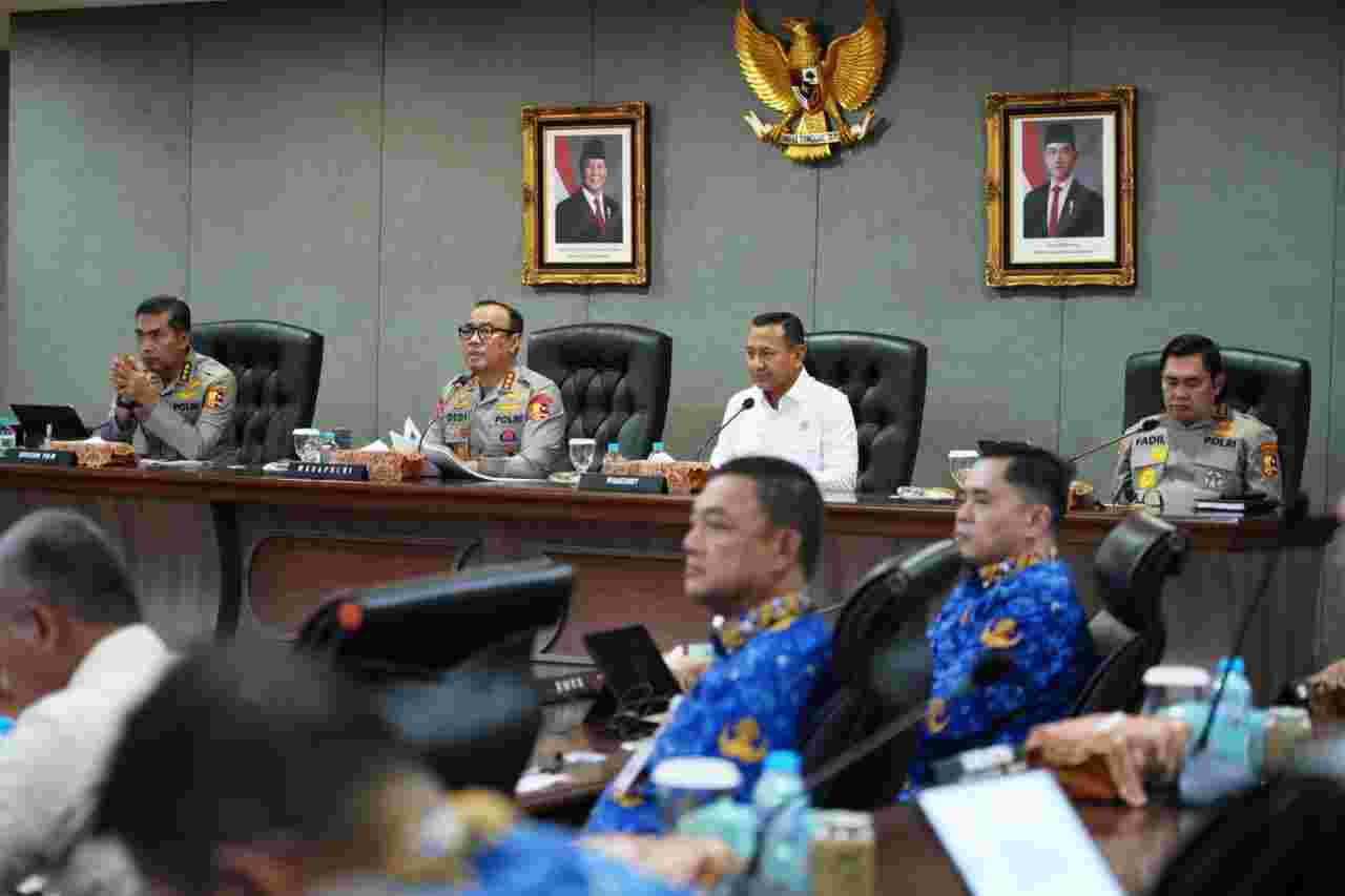 Tindak Lanjuti Arahan Presiden, Polri Perkuat Mitigasi Hadapi El Nino dan Karhutla

