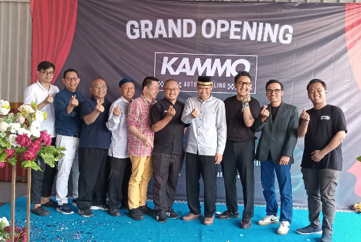 Grand Opening KAMMO ( Kampoeng Mobil) 