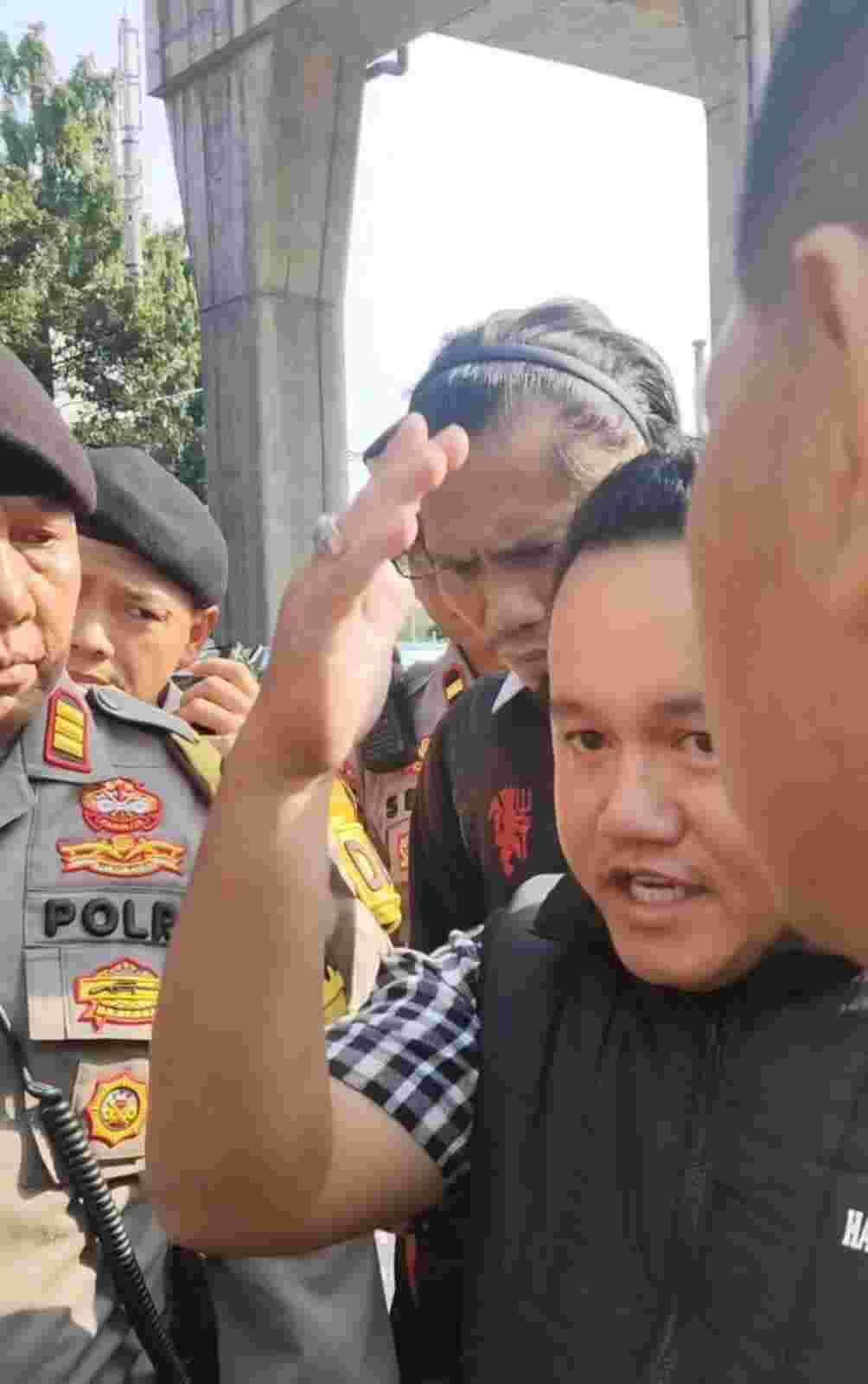 Bang Jon Turut Aksi Solidaritas di Mabes Polri, Dorong Pengungkapan Tuntas Kasus Agnis Jance Zebua

