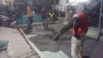 Proyek Betonisasi  Perum Taman Raya Rajeg Kesan Kangkangi Aturan,Diduga Tanpa Papan KIP serta Abaikan K3