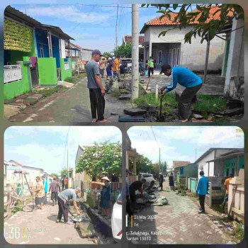Warga Tanjung Pasir - Teluknaga Aksi Rutin Bersihkan Saluran Air untuk Antisipasi Banjir