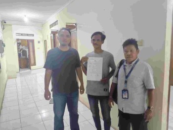 KLARIFIKASI POLSEK SEPATAN TERKAIT ISU PENANGKAPAN PENJUAL OBAT DAFTAR G DI DUGA ILEGAL