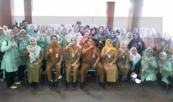 Pertemuan Orientasi Pencegahan dan Penurunan Stunting Serta Sosialisasi Pemanfaatan Sarana dan Prasarana  Posyandu Kelurahan Jombang Kec-Ciputat