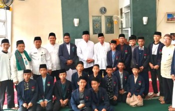 Beberapa Yayasan, Masjid dan Lembaga Terima Bantuan Dana Hibah dari Pemkot Tangsel