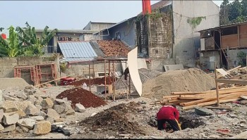 Diduga Belum Kantongi PBG dan Izin Lingkungan, Pembangunan Minimarket di RW 02 Masih Berlangsung

