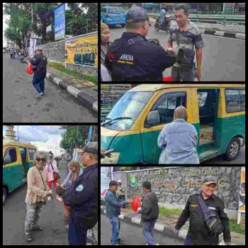 Kembali FWJI Korwil Tangerang Kota Berbagi Jumat Berkah-



Jumat Berkah,Kasie Sosial Bersama Bendahara FWJI Tangerang Kota Berbagi Makanan di Jumat Berkah