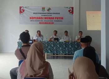 Pemerintahan desa solear menggelar musyawarah desa khusus (Musdesus) terkait pembentukan kepengurusan koperasi desa merah putih yang bertempat di kantor desa Solear Rabu, 21 Mei 2025