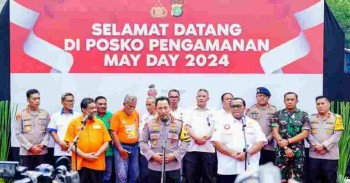 Kapolri Tugas Dan Perananya Tinjau Aksi  May Day Komitmen Ungkap  Bentuk Timsus Lindungi Dan Kawal Hak Buruh