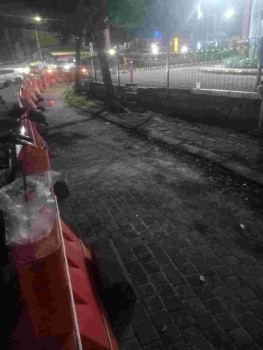 Penyempitan Ruas Jalan HOS Cokroaminoto di Depan Mall CBD Ciledug Jadi Sorotan Warga