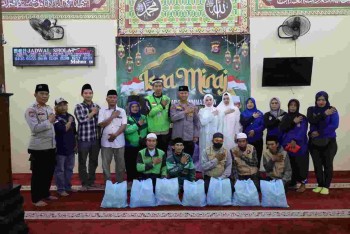 Teguhkan Iman Personel, Polresta Tangerang Peringati Isra Mi'raj dan Salurkan Bantuan Sosial