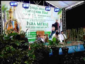 Tabligh Akbar Isra Mi’raj dan Haul Orang Tua Anggota DPRD Digelar Khidmat di Teluk Naga