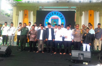 MENUJU ERA KE-EMASAN MILAD KE-42 KECAMATAN PONDOK AREN GELAR TABLIGH AKBAR DAN DO'A BERSAMA