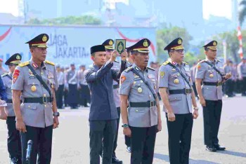 Kapolda Metro Jaya Rotasi 22 Pejabat Utama dan Kapolres, Tekankan Pelayanan Humanis untuk Masyarakat

